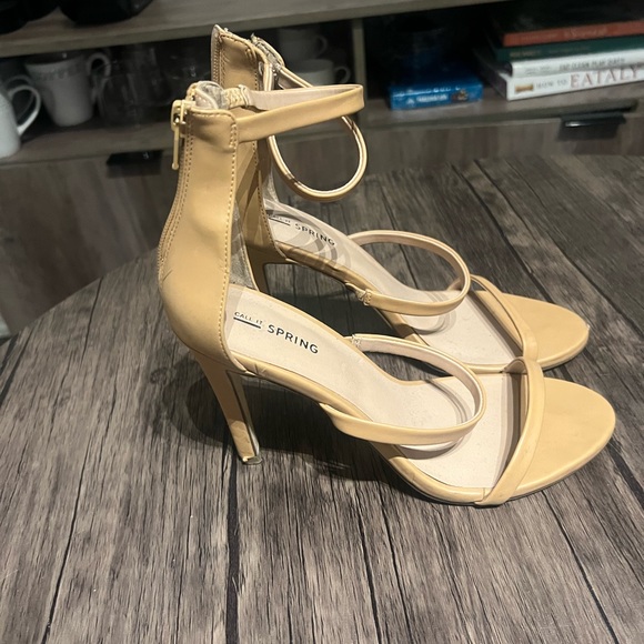 Nude three-strap stilettos - Picture 2 of 5